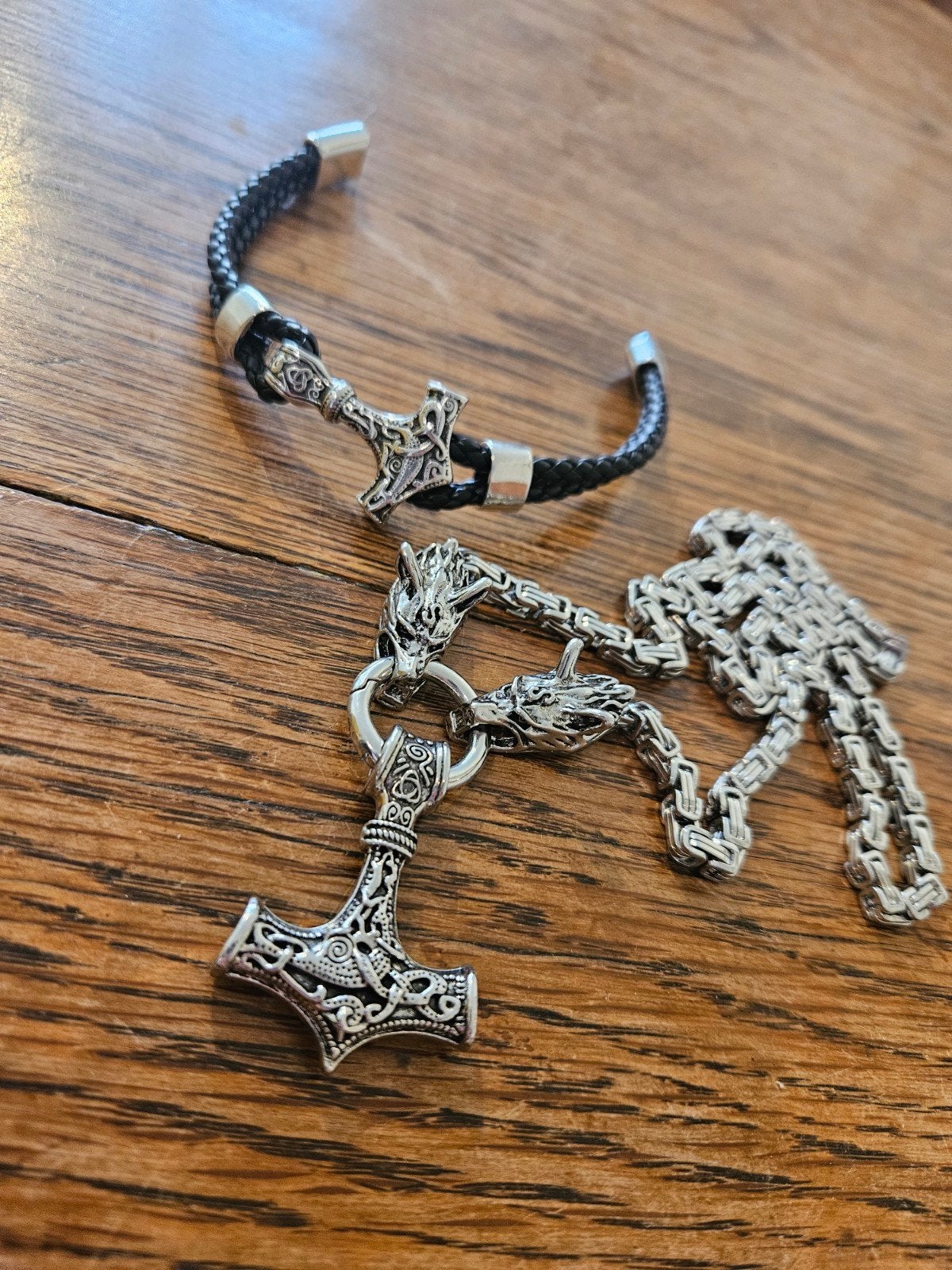 Viking Mjolnir ketting en armband set, Ophalen of Verzenden, Zo goed als nieuw, Zilver, Overige materialen
