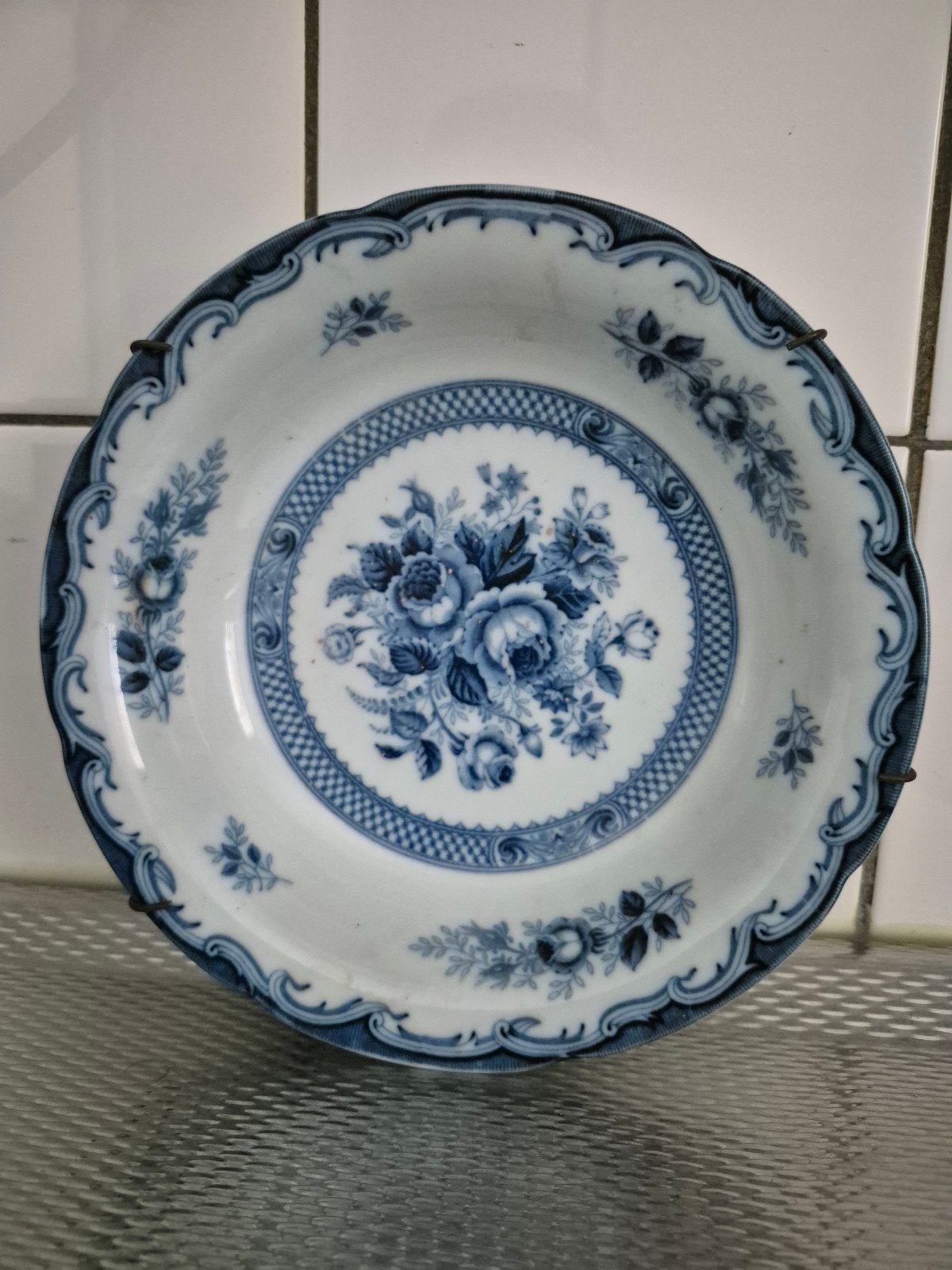 Blue Rose porseleinen wandbordje, Ophalen of Verzenden, Gebruikt, Met ophangsysteem