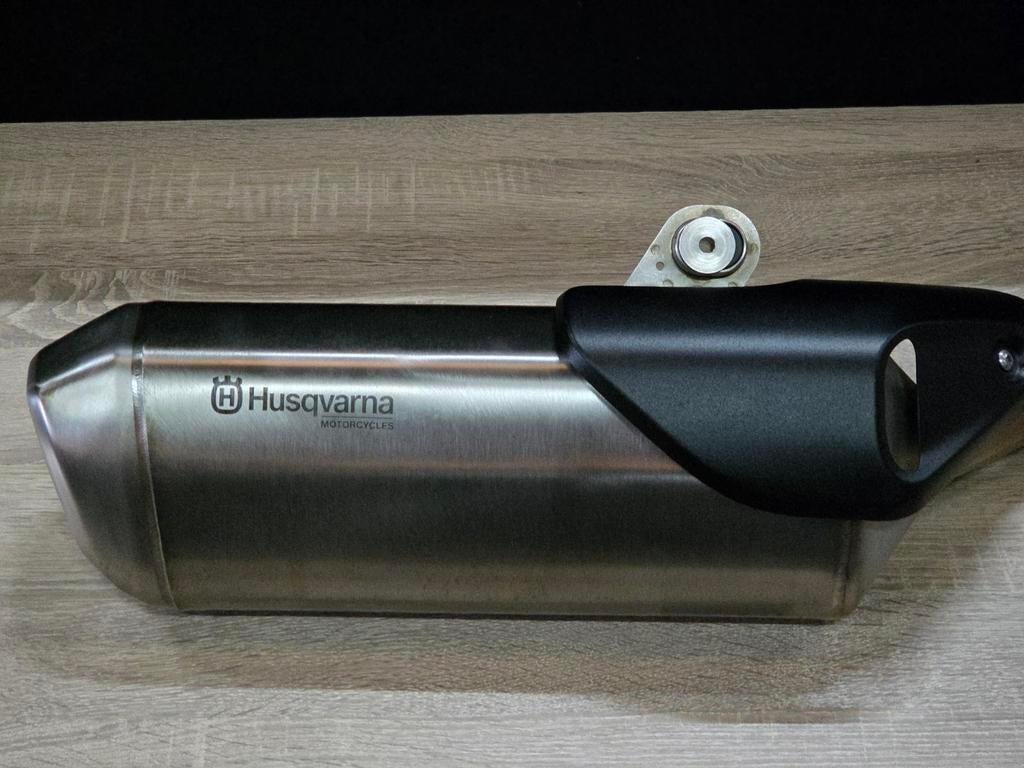 Husqvarna Norden 901 uitlaat ( KTM 790 / 890 ), Ophalen, Gebruikt, Uitlaat, Uitlaat@uitlaat.nl