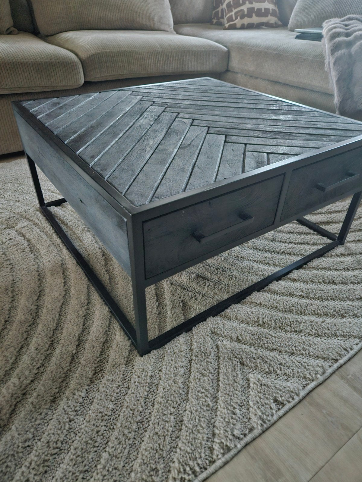 Salontafel met 4 lades, zo goed als nieuw, Ophalen, Zo goed als nieuw, Vierkant, Overige houtsoorten