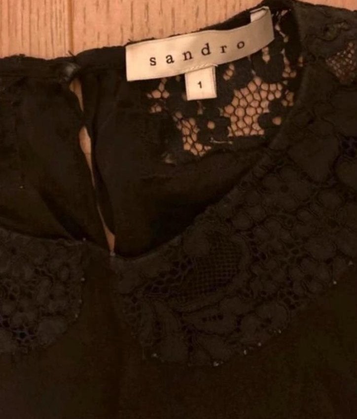 Zwarte zijde/katoen blouse van Sandro maat 1 (36), Ophalen of Verzenden, Zo goed als nieuw, Maat 36 (S), Zwart