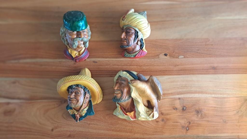 4 x Bosson heads in goede staat - jaren '60, Verzamelen, Beelden en Beeldjes, Ophalen of Verzenden, Gebruikt, Dier
