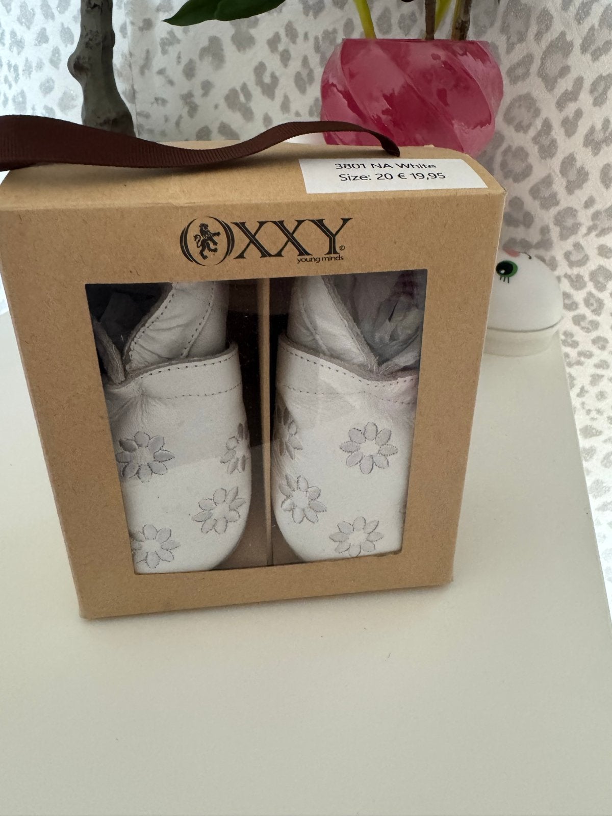 XXY babyschoentjes maat 20 - Wit met bloemetjes, Ophalen, Nieuw, Jongetje of Meisje, Schoentjes