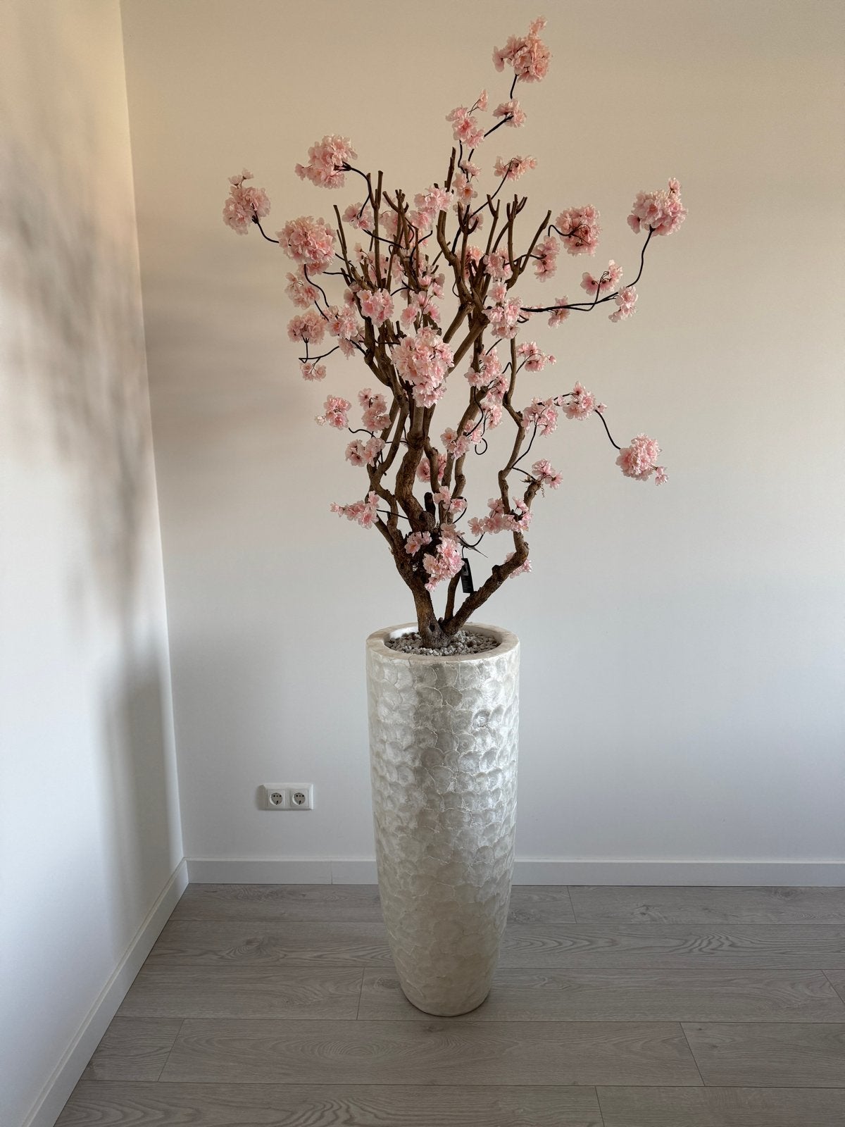 Luxe bloesemboom 2m met parelmoer schelpenvaas, Ophalen, Binnen, Roze, Zo goed als nieuw