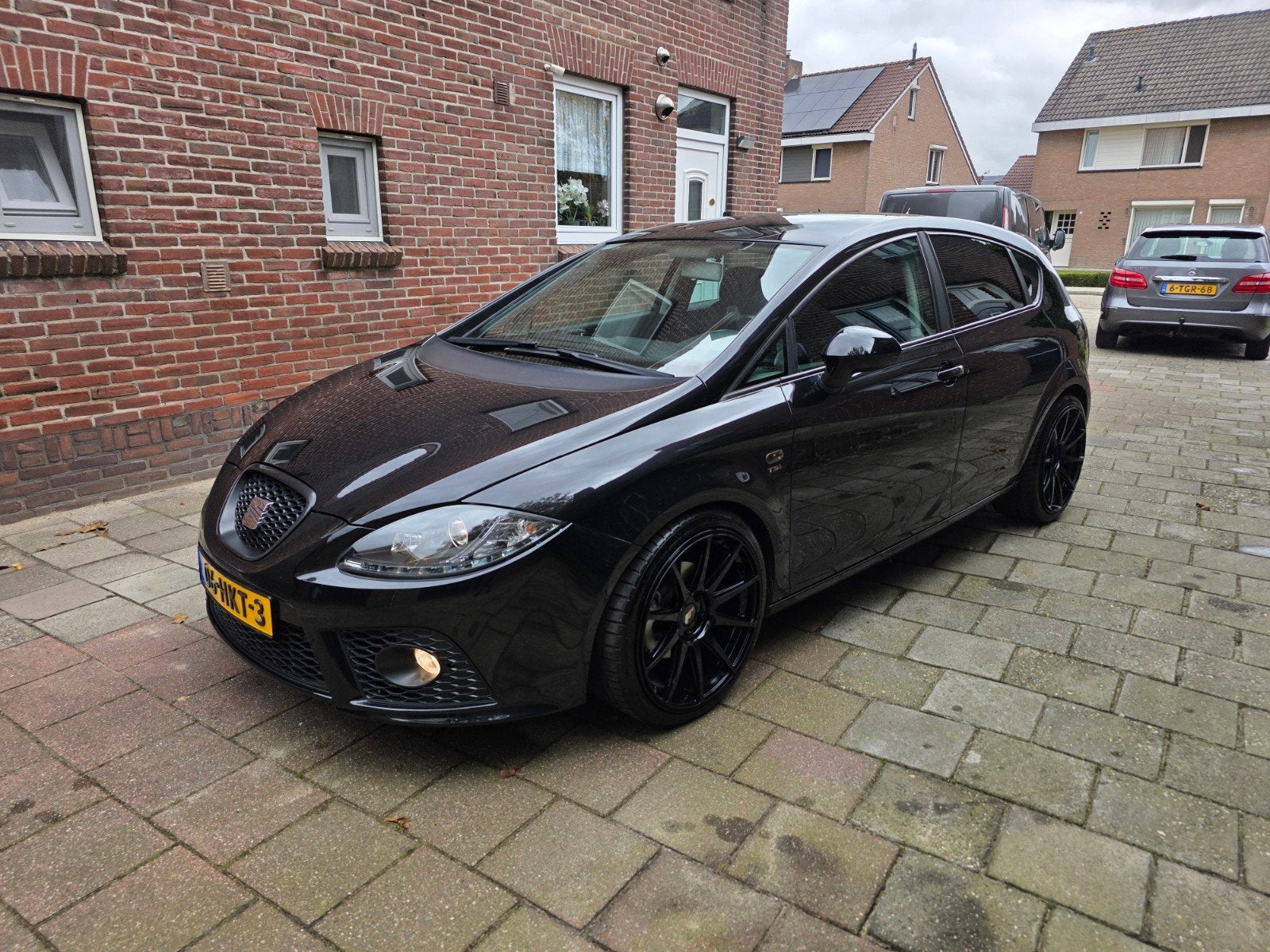 Seat Leon 1.8 Tfsi 118KW 2009 Zwart, Voorwielaandrijving, 1295 kg, 4 cilinders, Zwart