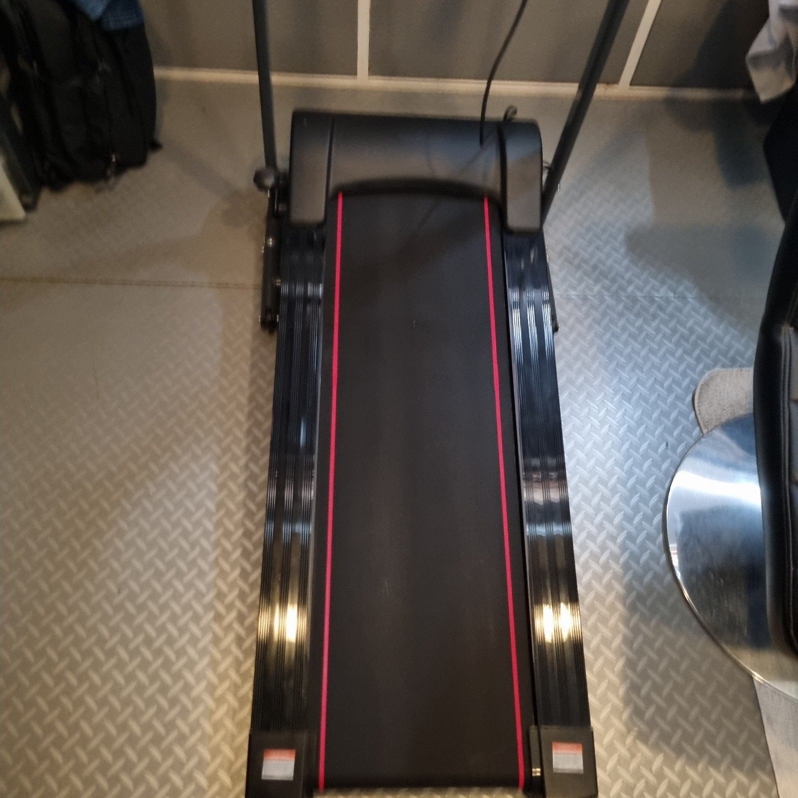 Compacte Loopband voor Thuisgebruik - Gym Total, Sport en Fitness, Fitnessapparatuur, Ophalen, Gebruikt, Metaal, Loopband