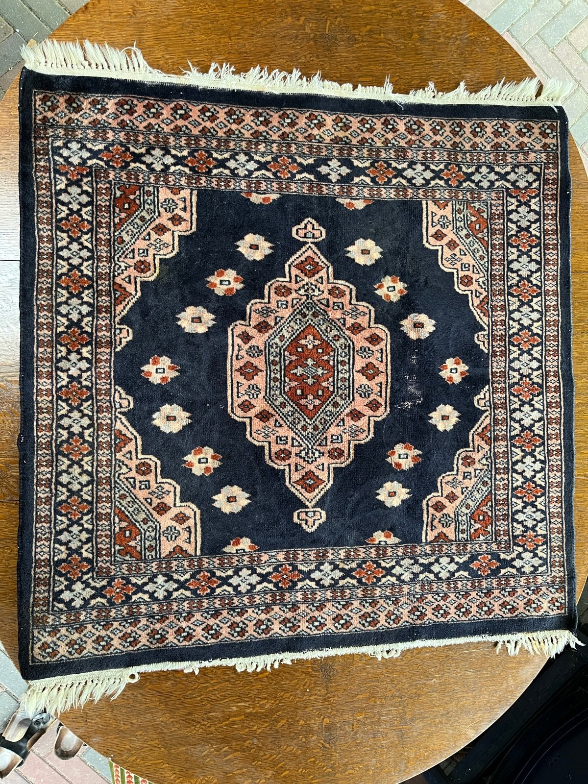 Vintage Oosters handgeknoopt tafelkleed 90x90 cm, Ophalen, Gebruikt, Blauw, Vierkant