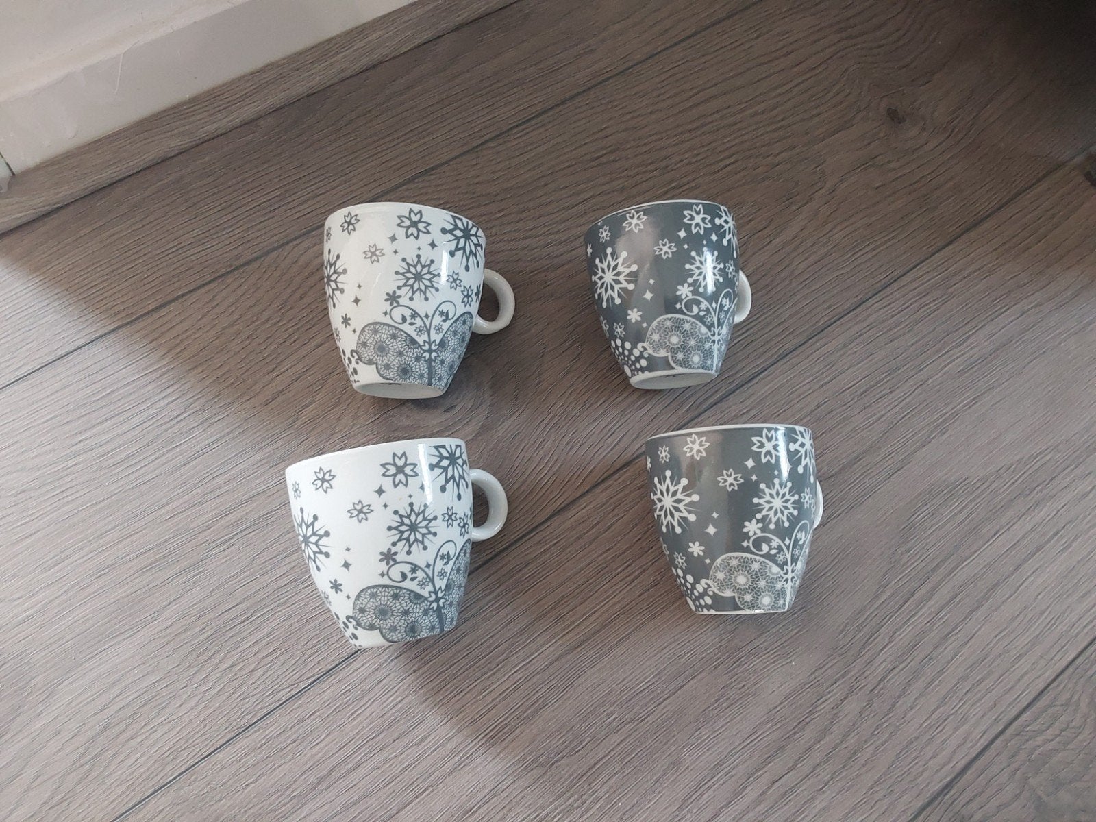 4 senseo kopjes, Huis en Inrichting, Ophalen, Zo goed als nieuw, Overige stijlen, Kop(pen) en/of Schotel(s)
