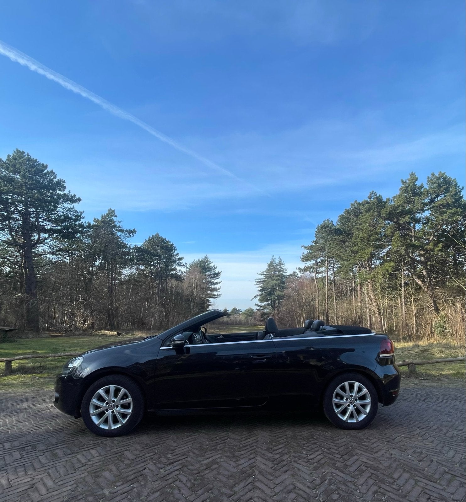 Volkswagen Golf 1.2 TSI 77KW BMT Cabrio 2011 Zwart, Auto's, Voorwielaandrijving, 1321 kg, 4 cilinders, Cabriolet