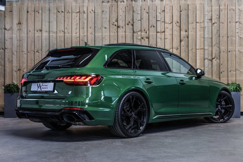 Audi RS4 2.9 TFSI Quattro *Pano*B&O*360 Camera*RS-Stoelen*Ke, Automaat, Gebruikt, Leder, Vierwielaandrijving