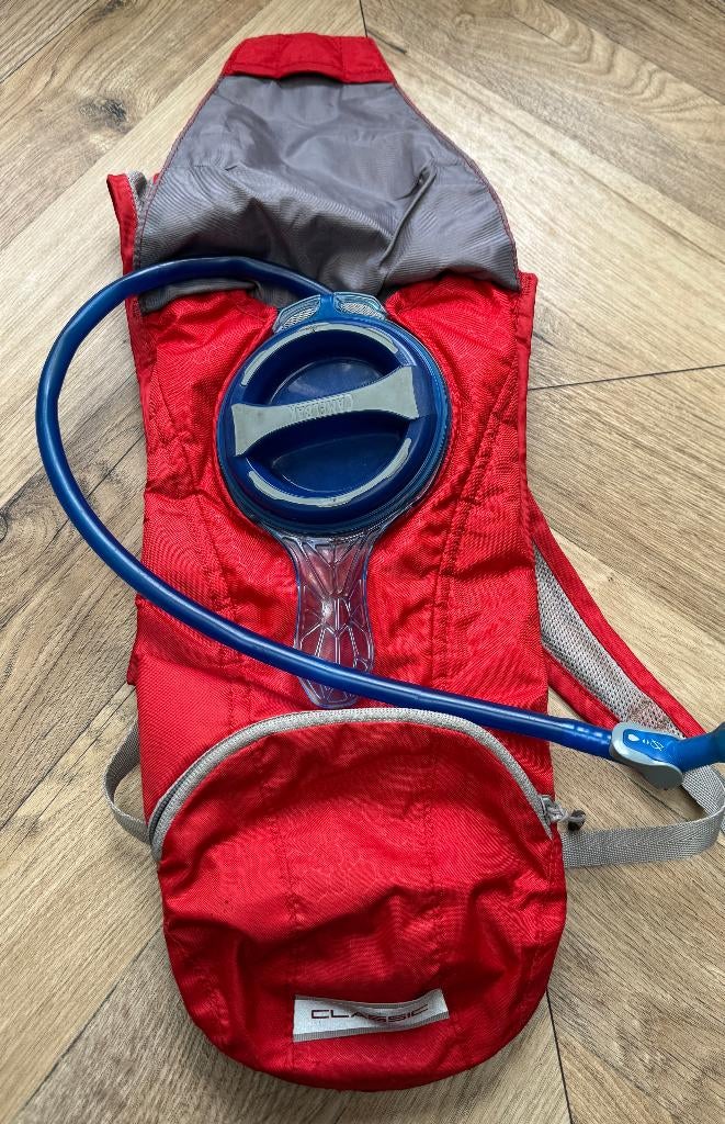 Camelback CLASSIC 2 Lt, Sport en Fitness, Bergsport en Wandelen, Ophalen of Verzenden, Zo goed als nieuw, Rugzak