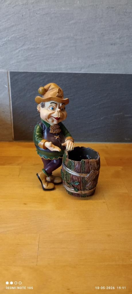 Kleine laaf met ton, Ophalen, Gebruikt, Beeldje of Poppetje