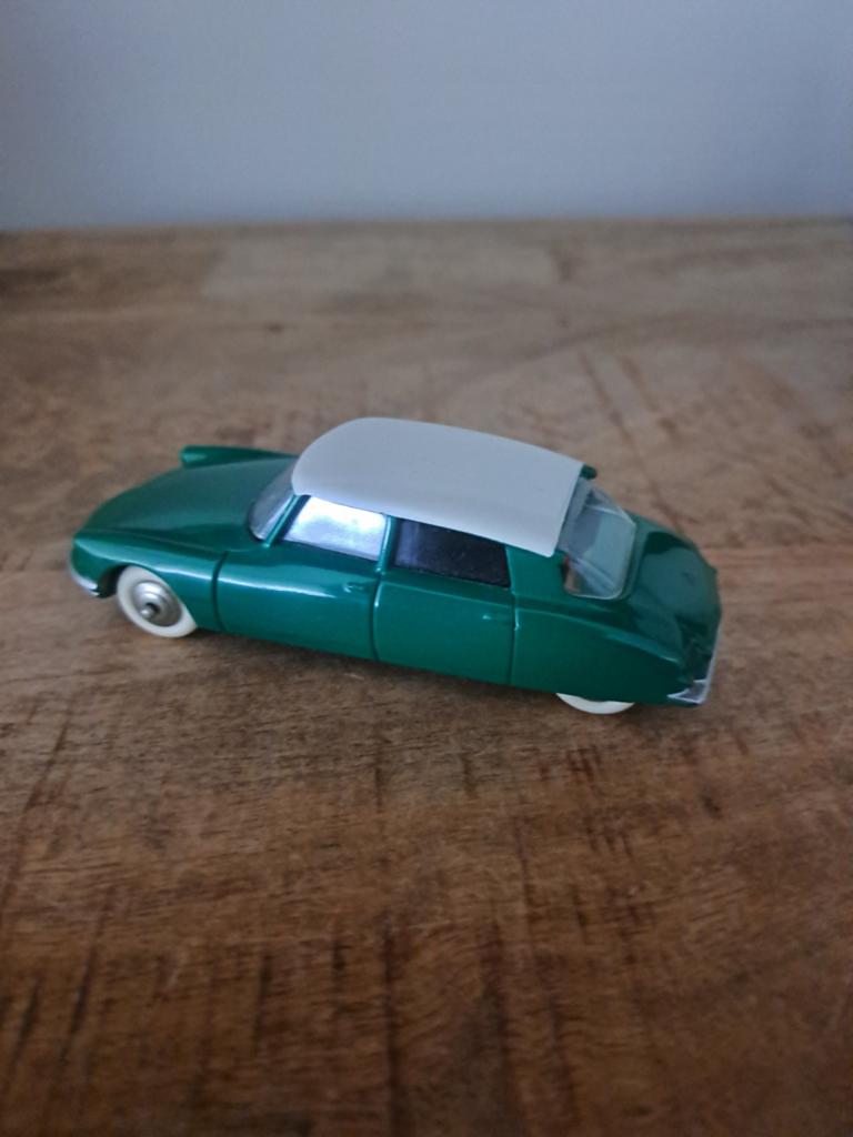 Dinky toys atlas model citroen ds 19, Hobby en Vrije tijd, Modelauto's | 1:43, Gebruikt, Auto, Ophalen of Verzenden, N.b