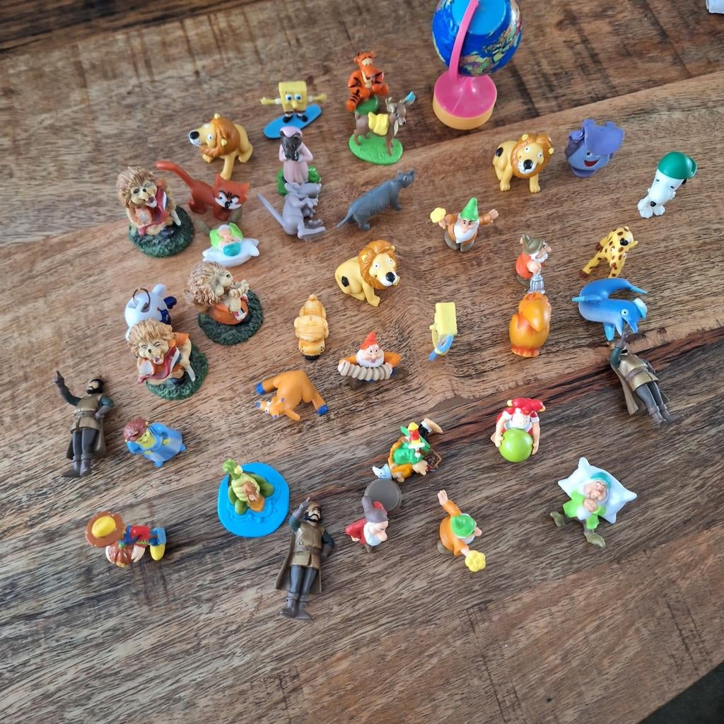 Verzameling van diverse kleine beeldjes en figuurtjes, Ophalen of Verzenden, Gebruikt