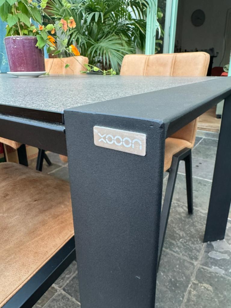 Eetkamertafel xooon + 4 leren stoelen, Ophalen, Industrieel gezellig, 50 tot 100 cm, Zo goed als nieuw