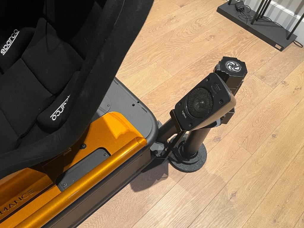 Zeer luxe uitgevoerde simrace computer build4 performance, 1 speler, Racen en Vliegen, Ophalen of Verzenden, Zo goed als nieuw