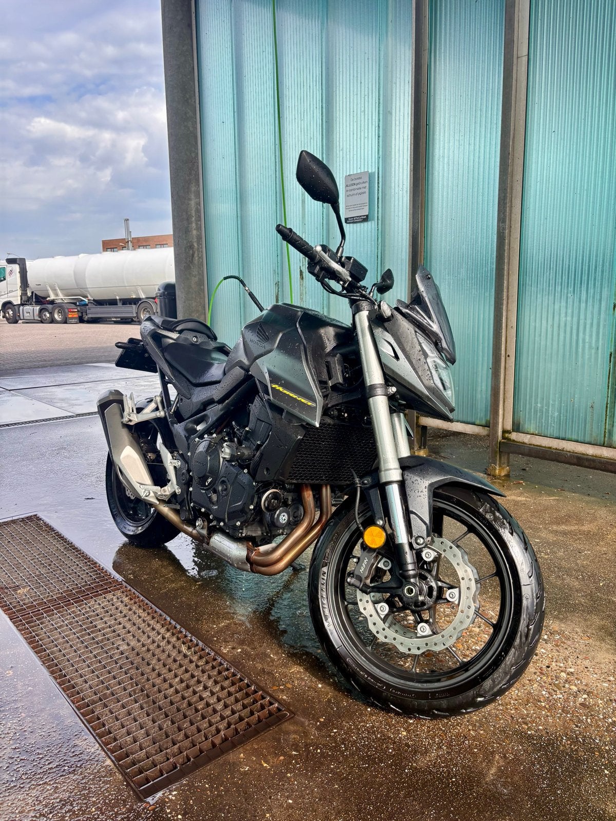 Honda CB750 Hornet - Dealer onderhouden, verlengde garantie, Motoren, 2 cilinders, Occasion, Motorrijbewijs A, Particulier