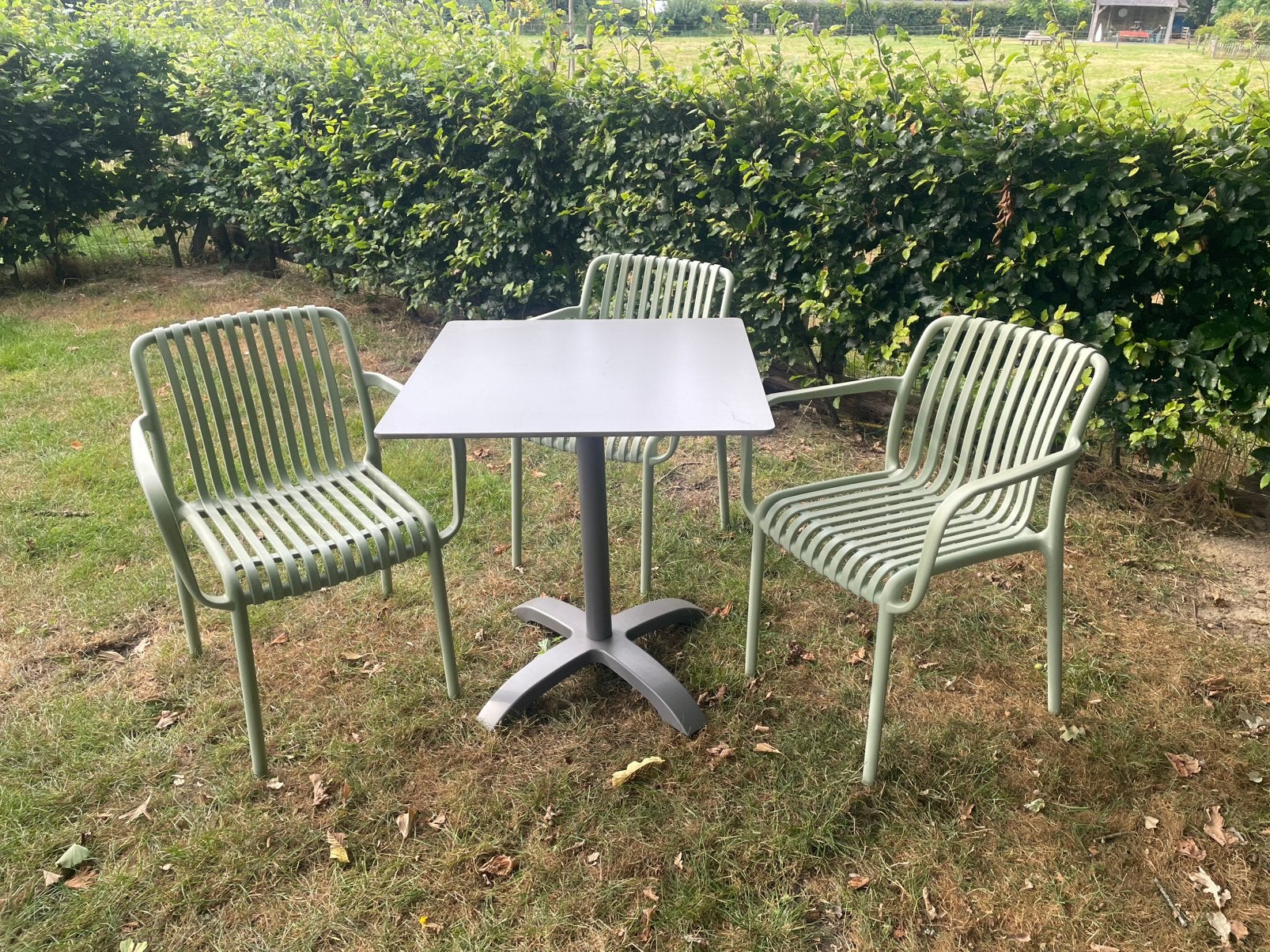 Bistro tafelset, Tuin en Terras, Ophalen, Zo goed als nieuw, Kunststof