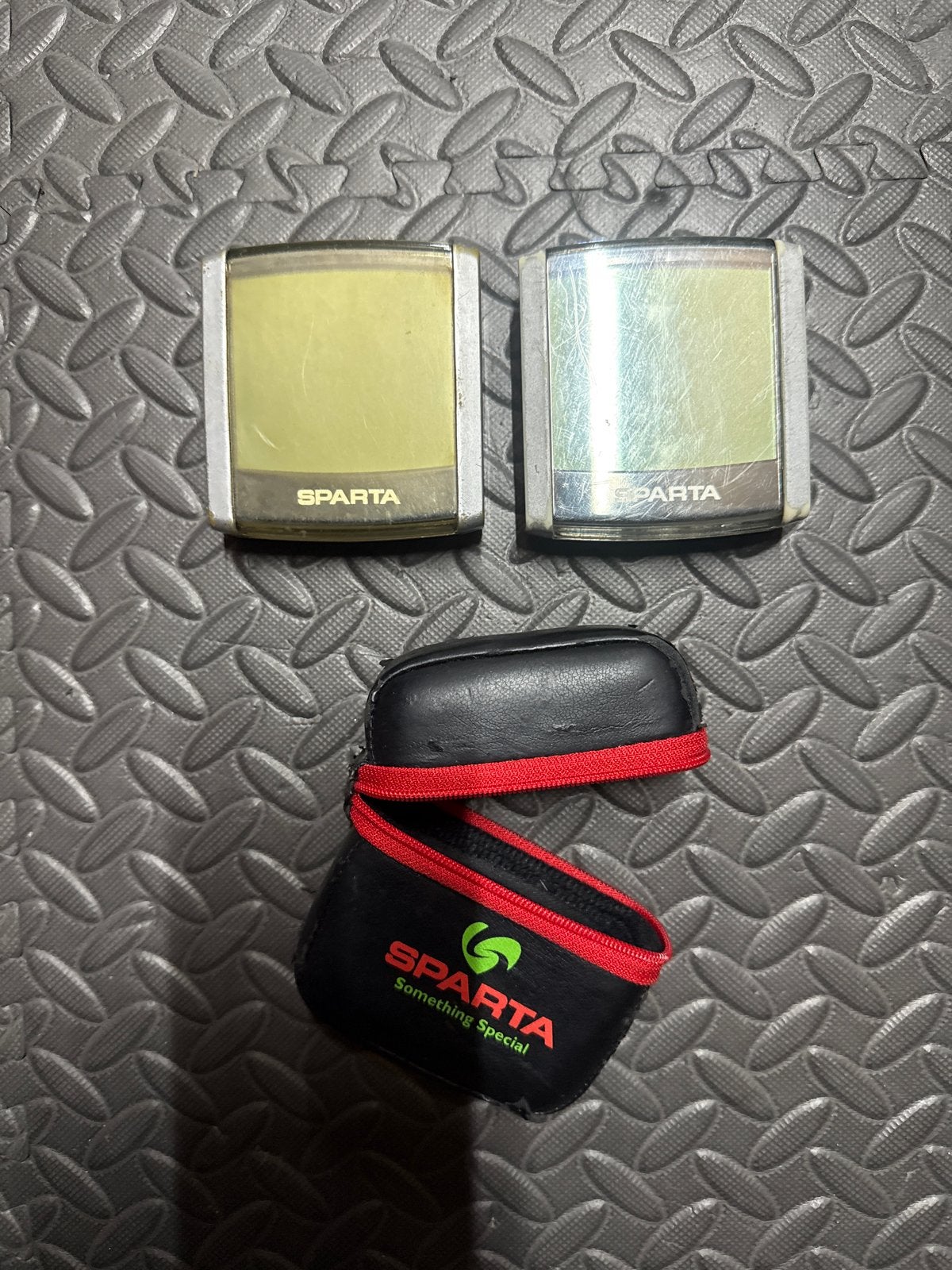Sparta Ion CU3 Display (2 stuks) met hoesje, Ophalen, Gebruikt
