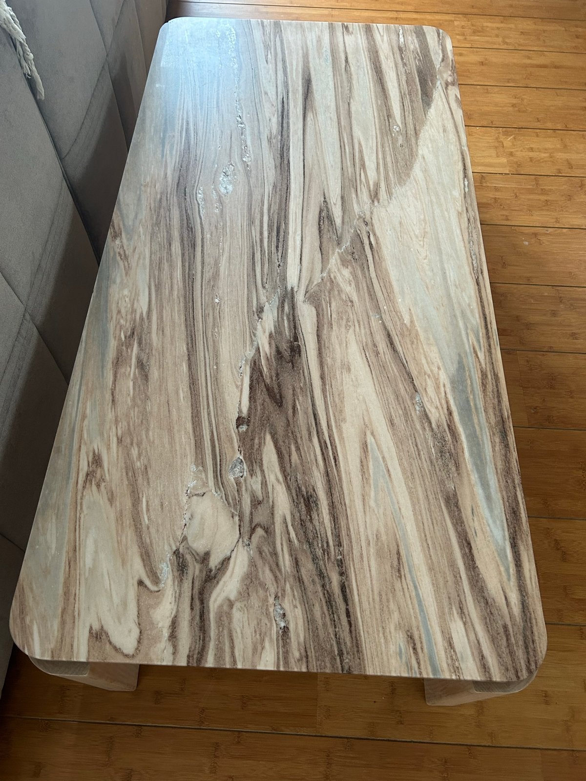Salontafel met marmeren blad en houten onderstel, Ophalen, Gebruikt, 100 tot 150 cm, 50 tot 100 cm