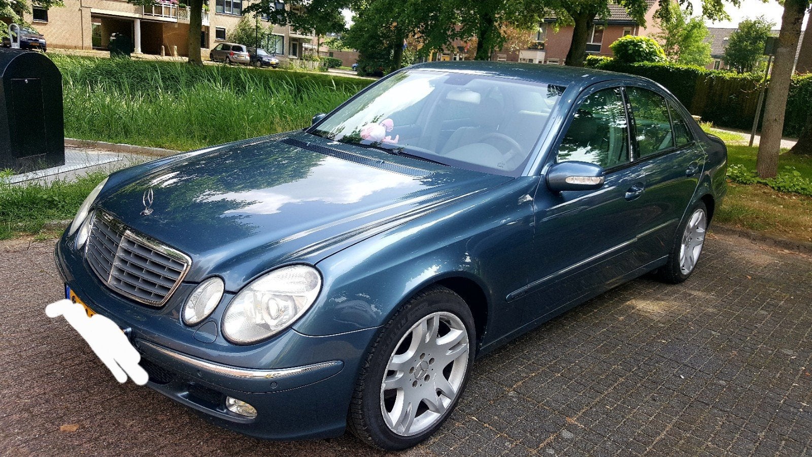Mercedes-Benz E-Klasse 3.2 E320 Sedan AUT 2002 Blauw, Auto's, Automaat, Achterwielaandrijving, Blauw, Particulier