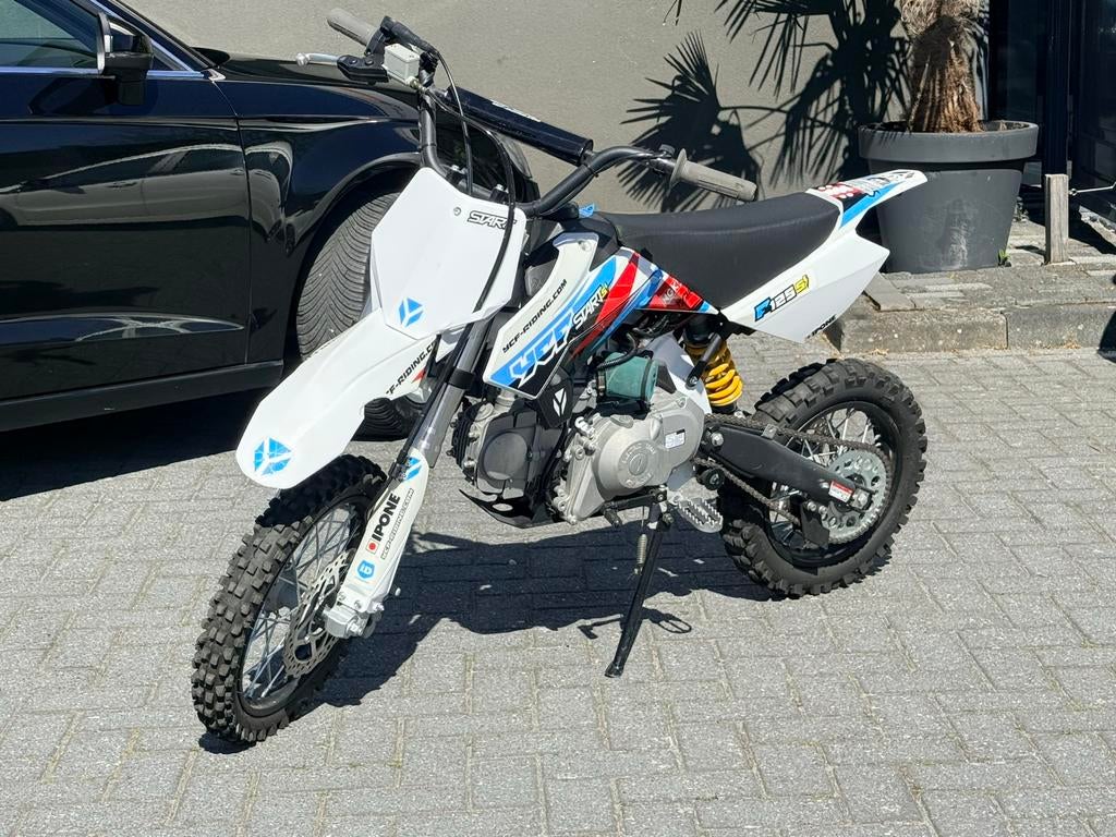 125cc YCF Pitbike 4-takt - Zo goed als nieuw! A merk, Fietsen en Brommers, Info@autohuis-sneek.nl, Wattstraat 9, Ycf, Schijfrem