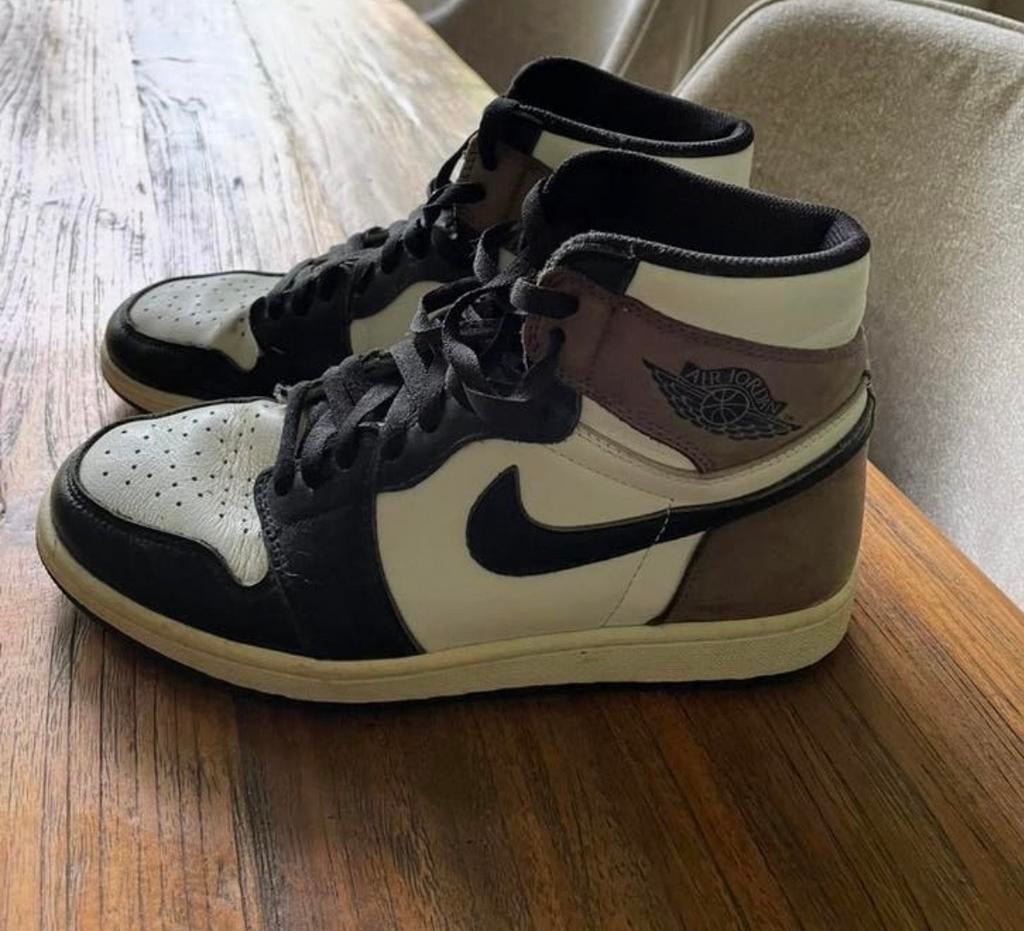 Nike Air Jordan 1 Retro High OG Dark Mocha, Ophalen of Verzenden, Gedragen, Zwart, Sneakers of Gympen