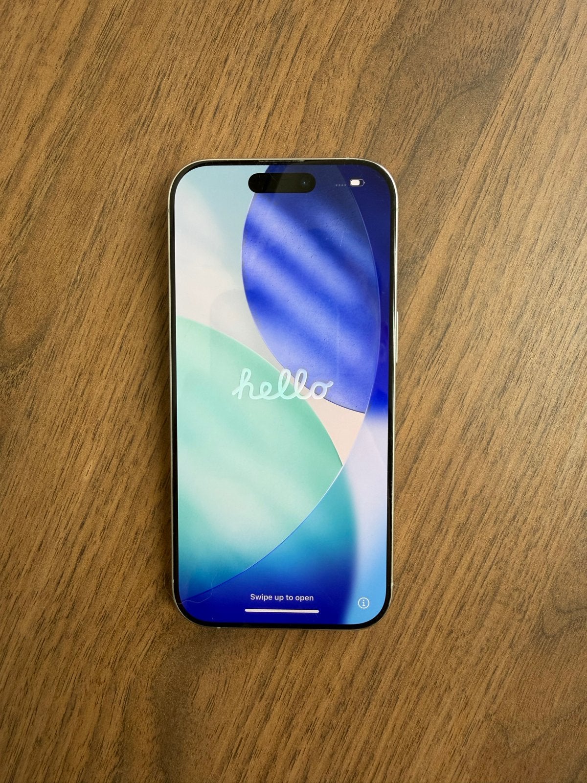iPhone 16 Pro 128GB Natural Titanium + 5 premium hoesjes, IPhone 16 Pro, Ophalen of Verzenden, Zonder simlock, Zonder abonnement