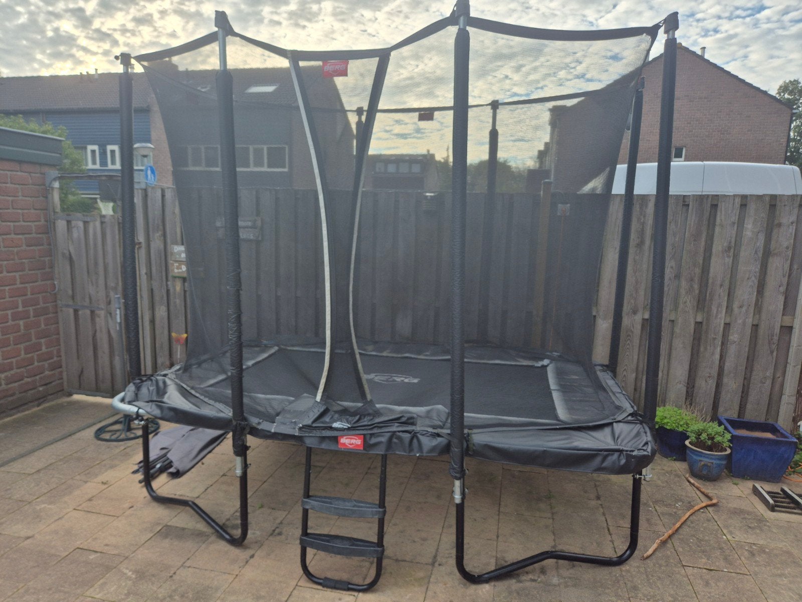 BERG Ultim Favorit 280x190 Trampoline met Veiligheidsset, Ophalen, Gebruikt