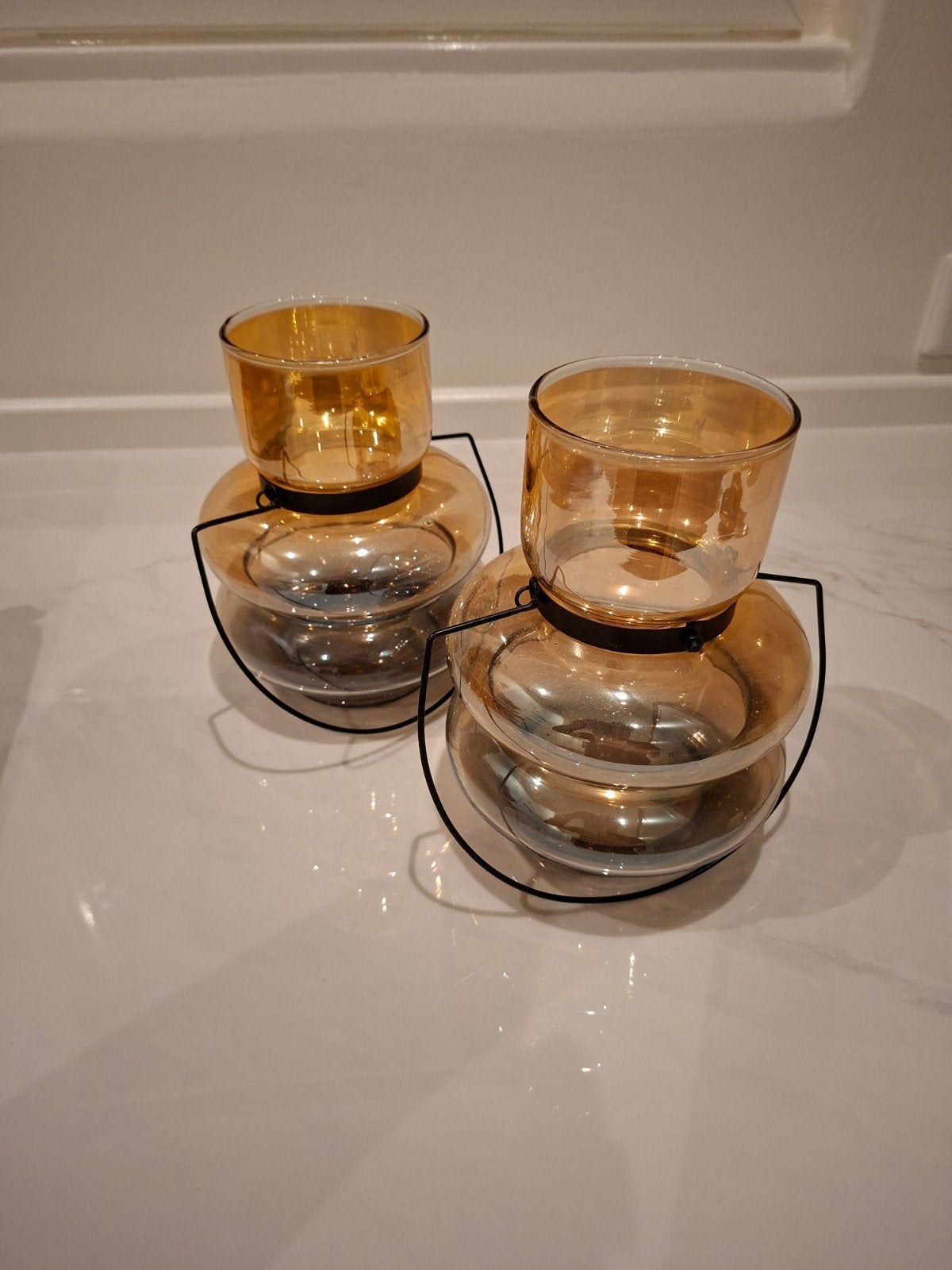 Set van 2 glazen windlichten/kandelaars, amberkleurig, Windlicht, Oranje, Ophalen of Verzenden, Glas