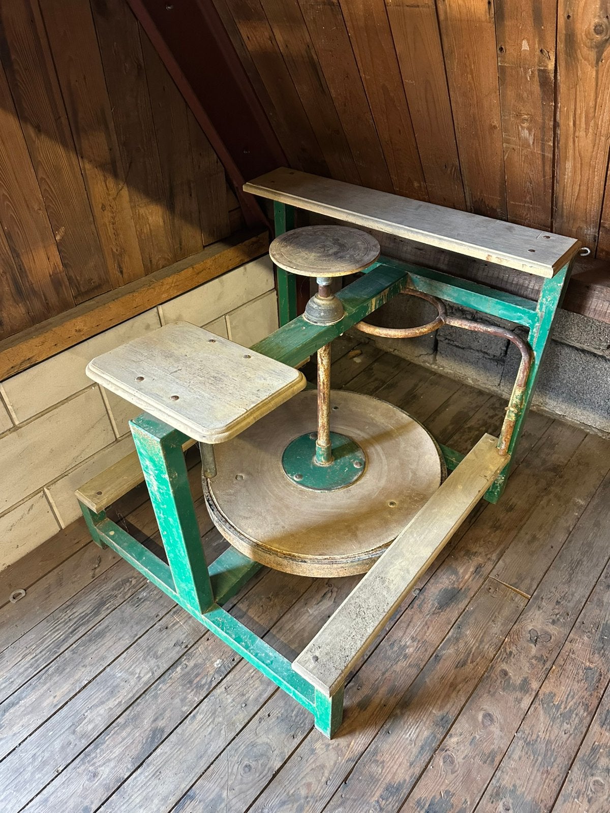 Voetbediende Keramiek Draaischijf / pottenbakken, Hobby en Vrije tijd, Ophalen, Gebruikt, Groen, Overige thema's