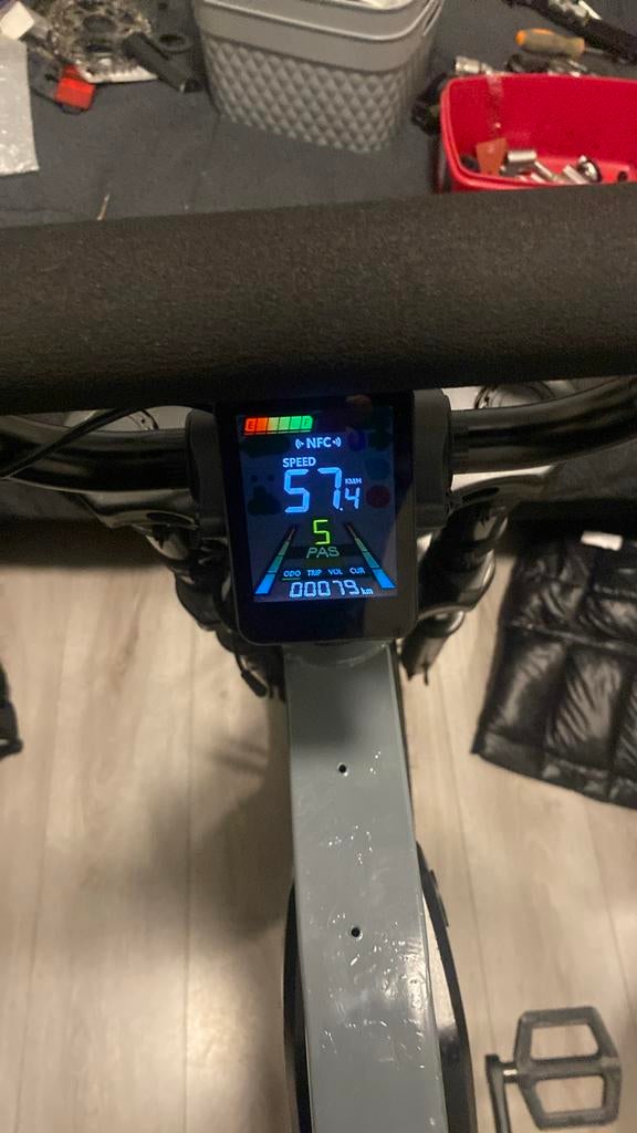 Custo V20 E-bike met Air Veer, NFC, Bluetooth en 750W Motor, Ophalen, Zo goed als nieuw