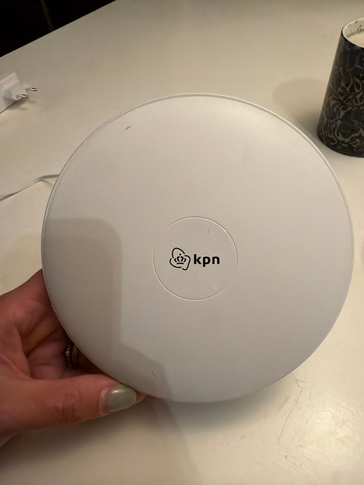 KPN SuperWifi Punt - Wit, Ophalen of Verzenden, Zo goed als nieuw, Router