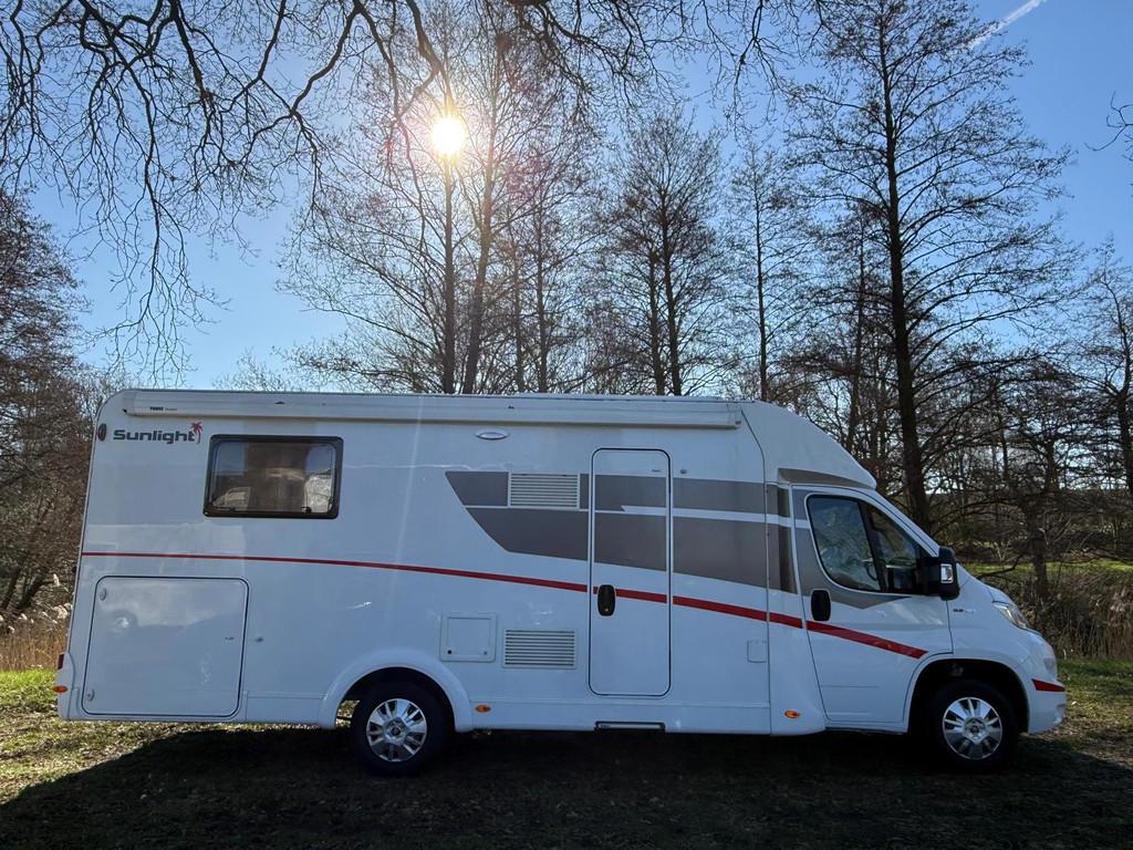 Fiat Ducato Capron/Hymer T69L Sunlight Half-integraal Euro6, Berghausstr. 1
D-01844   Neustadt in Sachsen, DE, Bedrijf, CAPRON GmbH