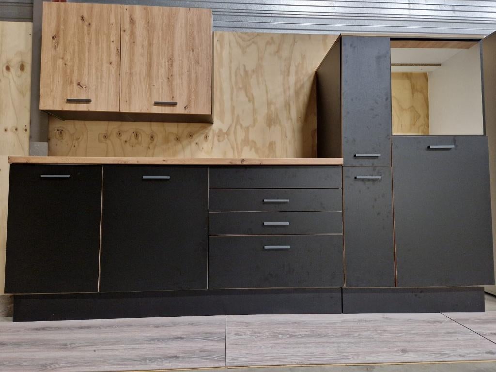 keuken nieuw spotgoedkoop beste deal elders duurder, Overige materialen, Zwart, Nieuw, Enkelwandige keuken
