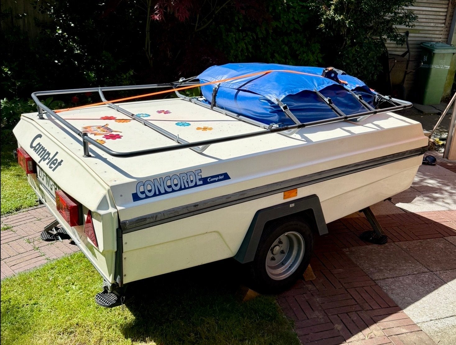 Camplet Concorde 2005 - 4 persoons vouwwagen met keuken, Ophalen, Blauw, Aanwezig, Camp-Let