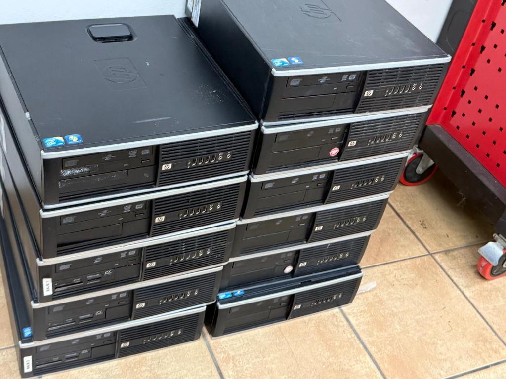 11x desktop PC Moet weg!, Gebruikt, HDD, Minder dan 4 GB, Ophalen of Verzenden