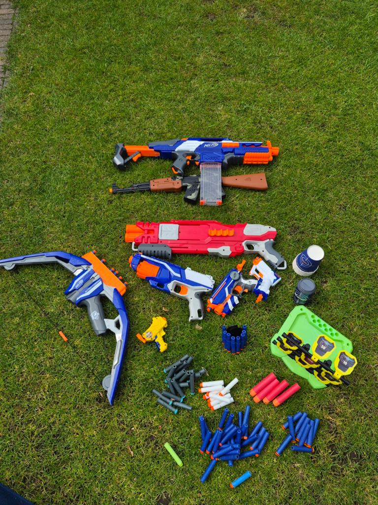 Grote Nerf collectie: diverse modellen en veel pijlen, Ophalen of Verzenden