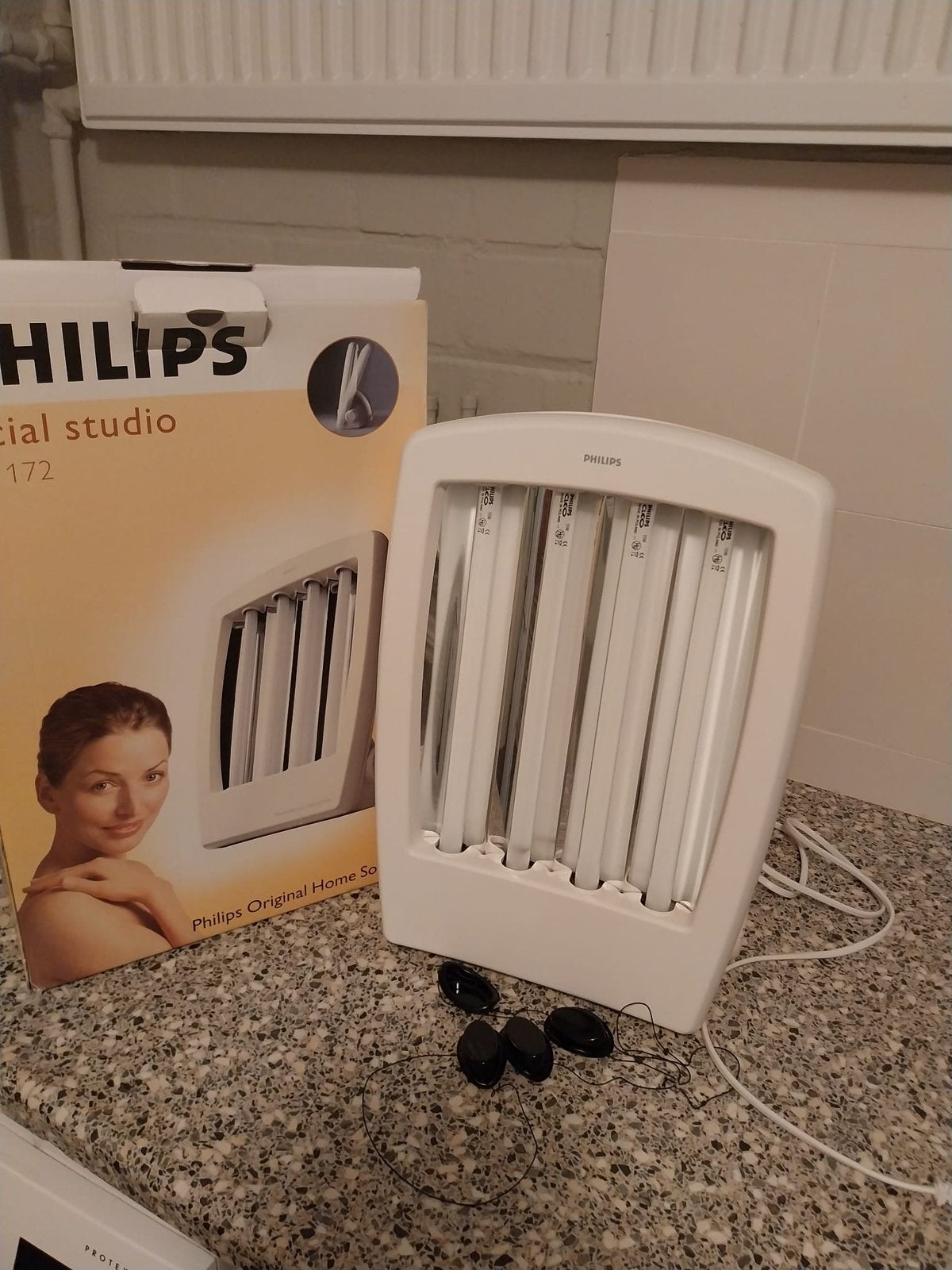 Gezichtsbruiner Philips, Ophalen, Zo goed als nieuw, Gezichtsbruiner, Minder dan 10 lampen