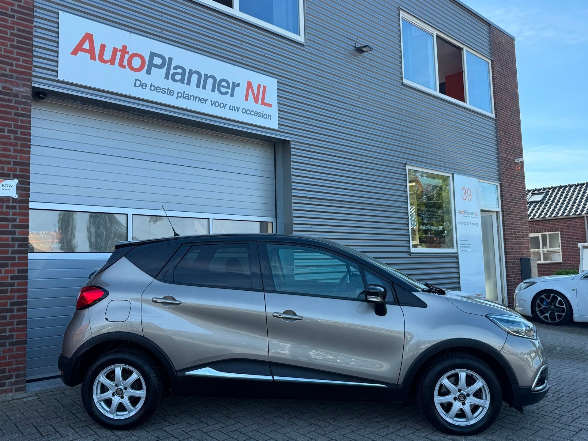 Renault Captur 1.5 dCi Dynamique! Camera! Clima! Navi! PDC!, Euro 5, Stof, Gebruikt, Zwart