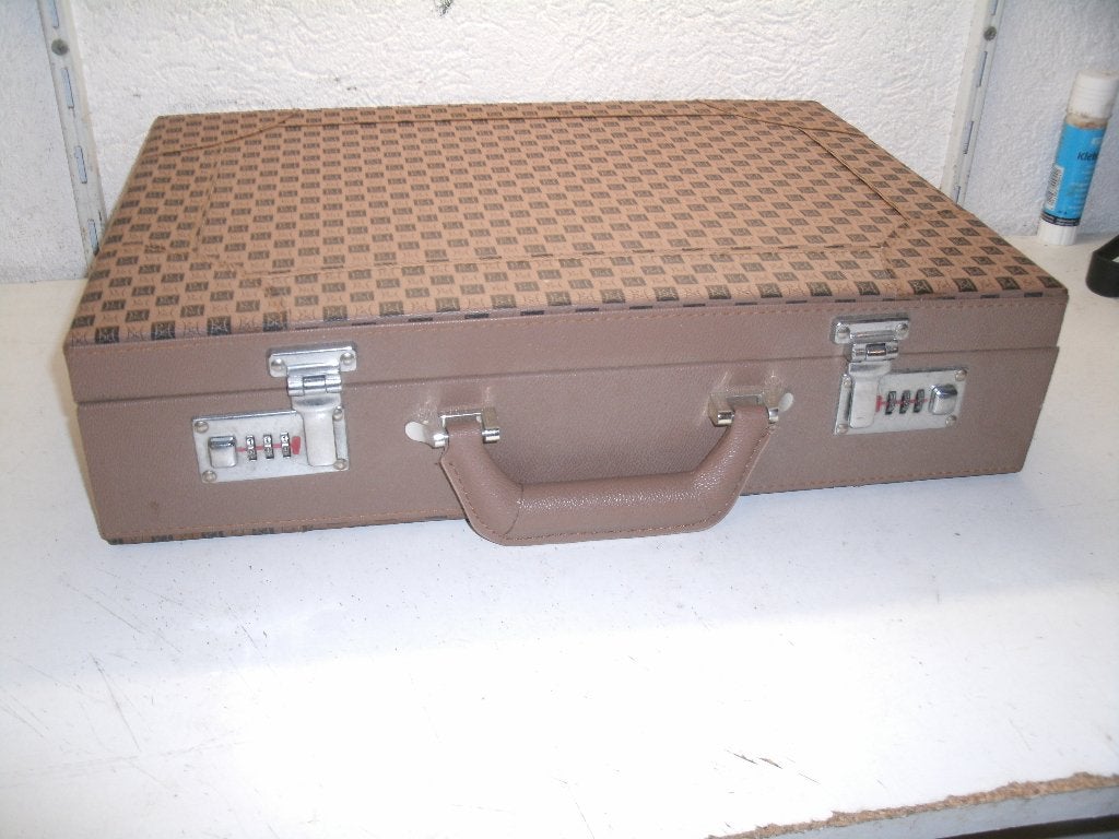 4c geheime koffer mer cijverslot 45x32x11, Ophalen of Verzenden, Zo goed als nieuw, Hard kunststof