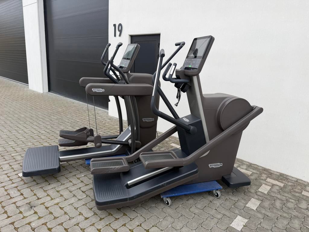 Technogym Artis Crosstrainer en Vario mooie setje!!, Sport en Fitness, Ophalen, Zo goed als nieuw, Overige typen