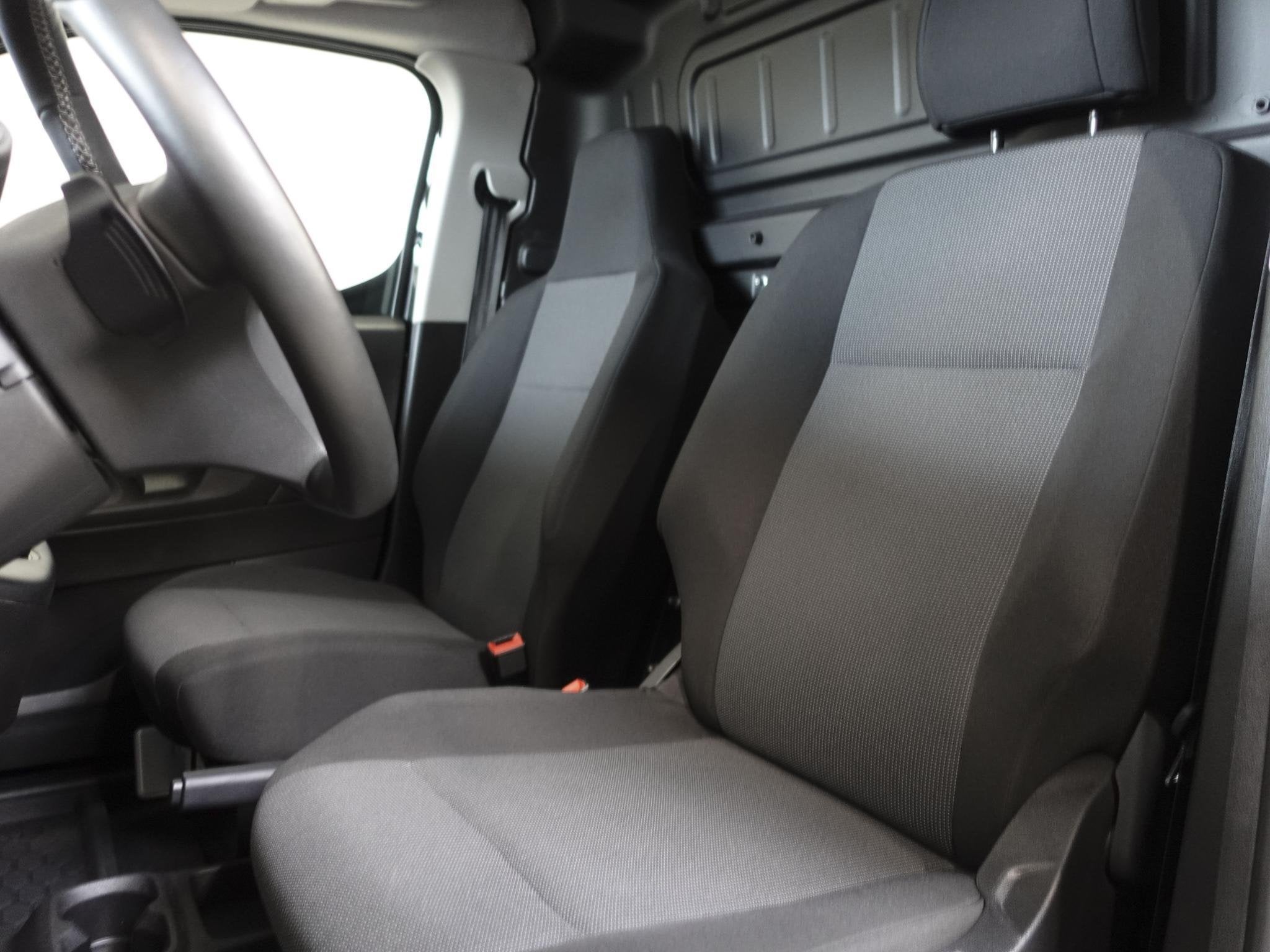 Opel Combo 1.5D Automaat L1H1 Edition Airco Apple Carplay/An, Auto's, 1350 kg, Stof, Gebruikt, 4 cilinders