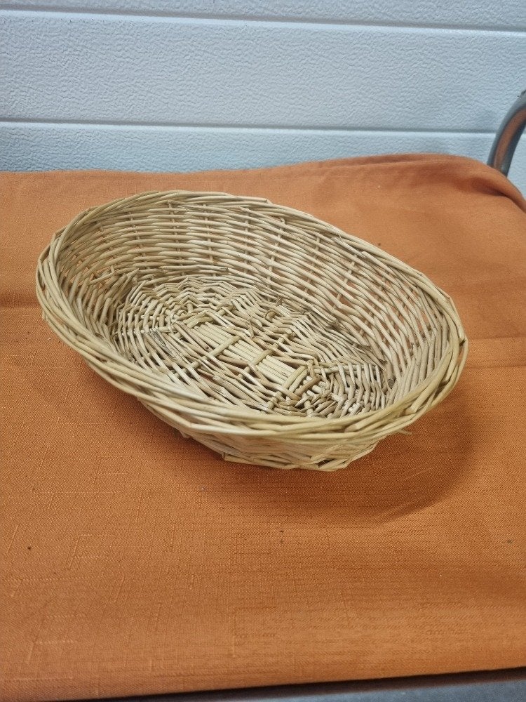 mand ovaal riet, Huis en Inrichting, Woonaccessoires | Schalen en Manden, Ophalen of Verzenden, 'T Olde Gre-j, Info@toldegrej.nl