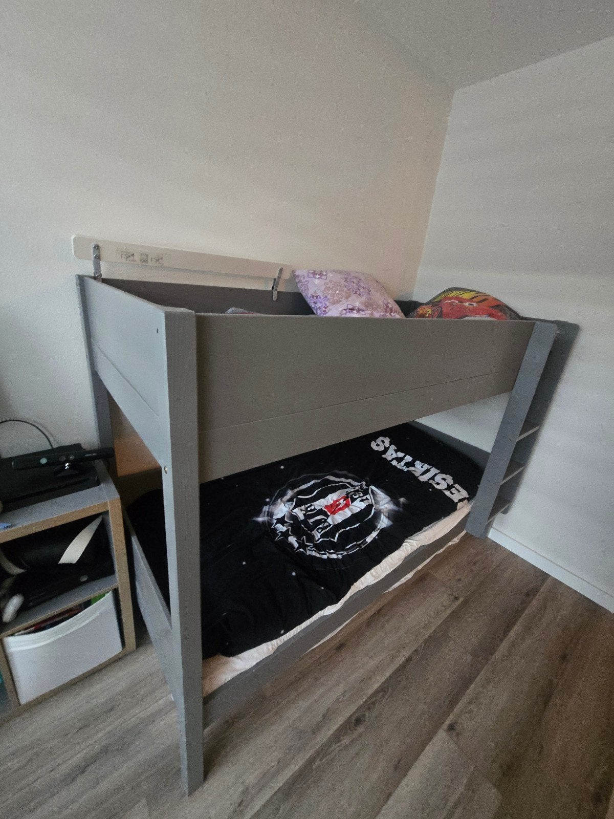 Stapelbed grijs - 200x90 cm - Inclusief lattenbodems, Ophalen, 90 cm, Tweepersoons, Minder dan 160 cm