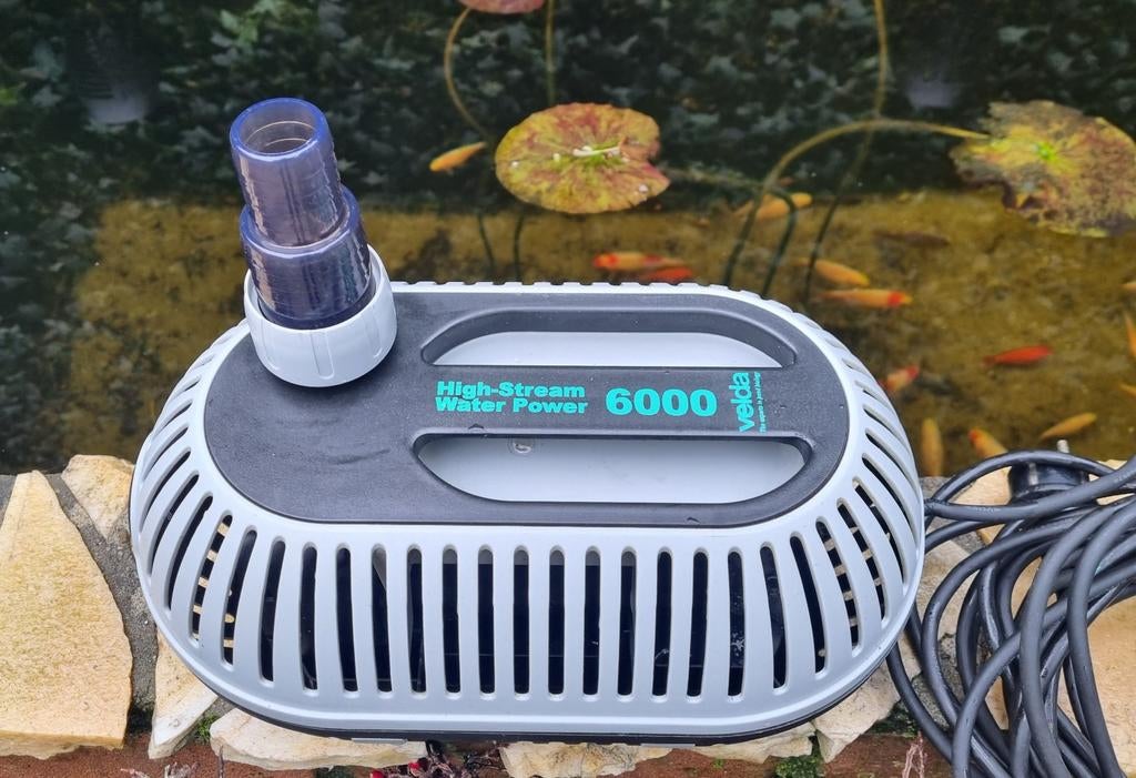 Velda 6000 vijverpomp. Zie ook mijn andere advertenties., Tuin en Terras, Ophalen of Verzenden, Vijverpomp
