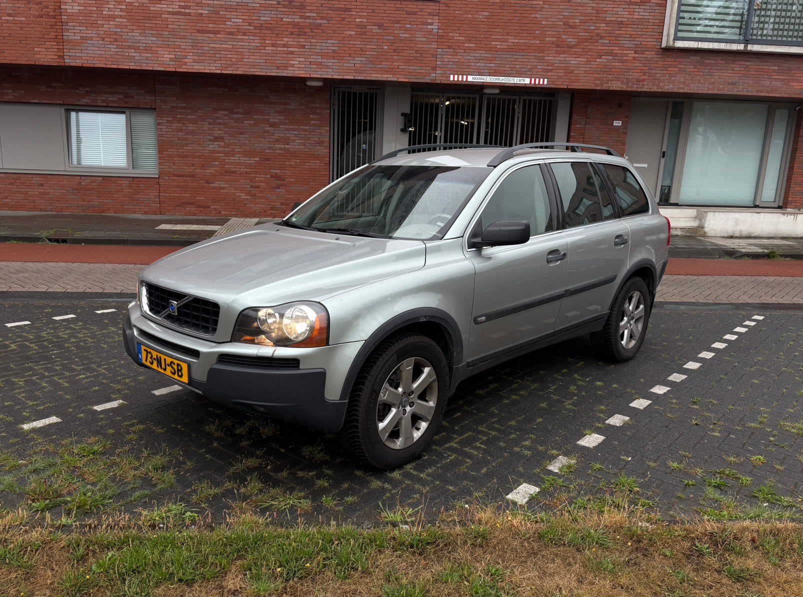 Volvo XC90 2.4 D5 AWD 163PK 7 Persoons Automaat, Auto's, Volvo, Beige, 7 stoelen, 163 pk, Diesel