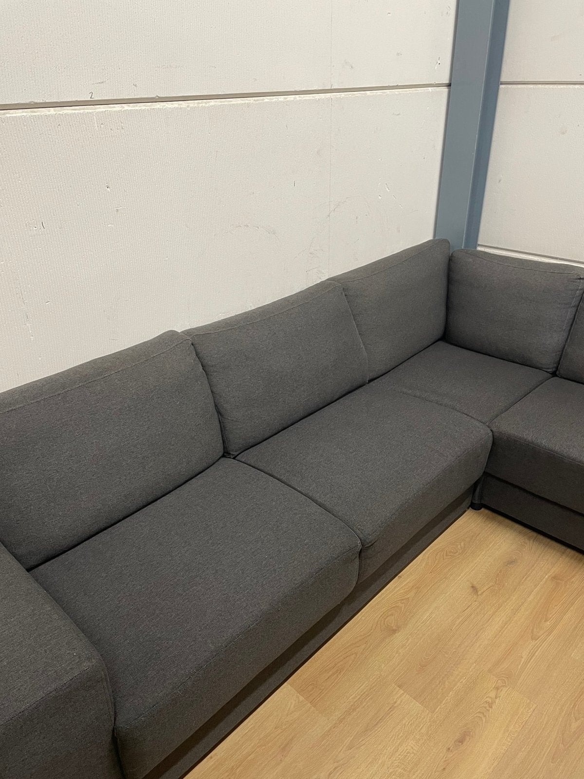 Mooie luxe grijze hoekbank - GEREINIGD!!!, Ophalen, 250 tot 300 cm, Luxe, Hoekbank