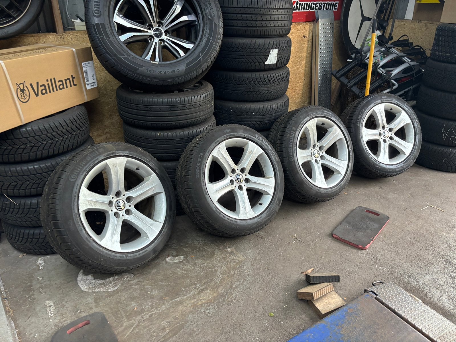 Velgen Winterset VW Transporter 5x120 T5 T6 19 inch, Auto-onderdelen, 19 inch, 255 mm, Banden en Velgen, DE UITWEG 4 VEENDAM
