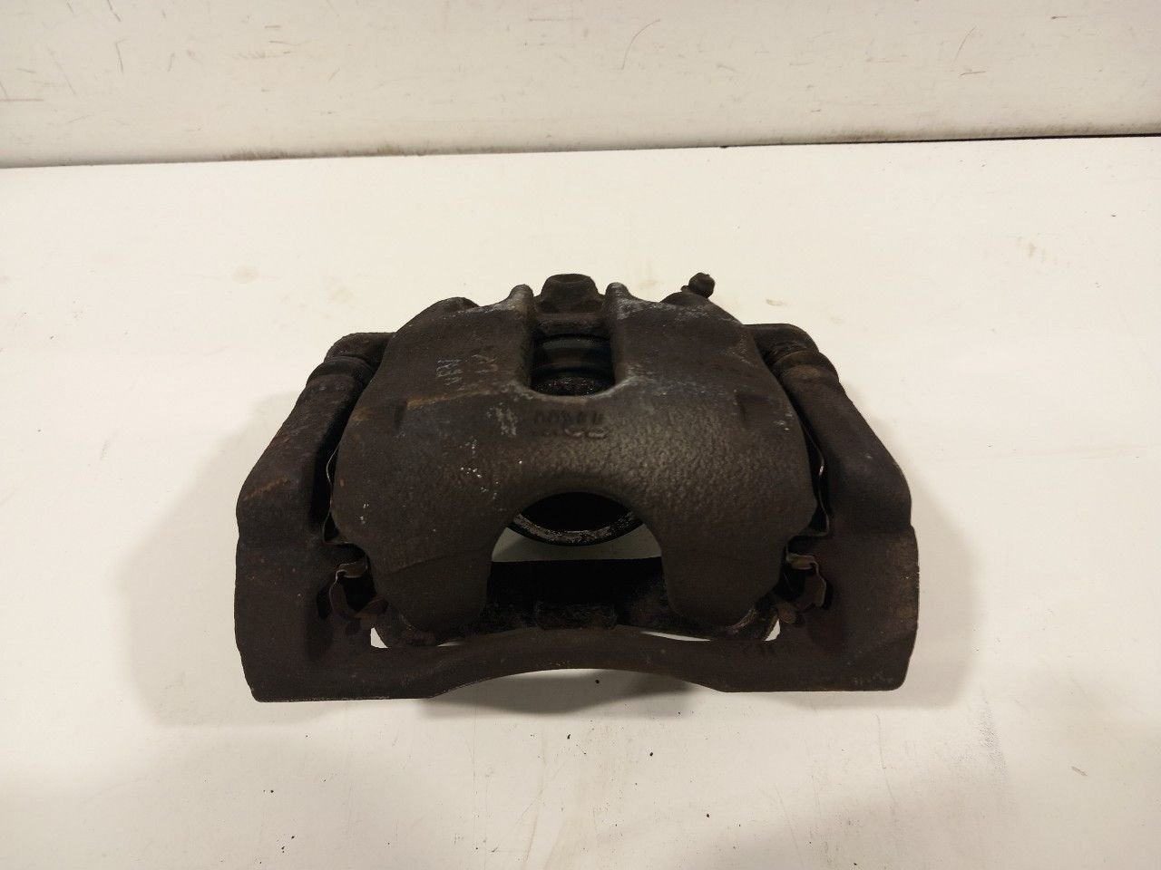 Remklauw links voor Nissan Note, Onderdelen@venauto.nl, Van der Ven Autorecycling B.V., Gebruikt, Ettenseweg 76, 4706 PB Roosendaal, The Netherlands